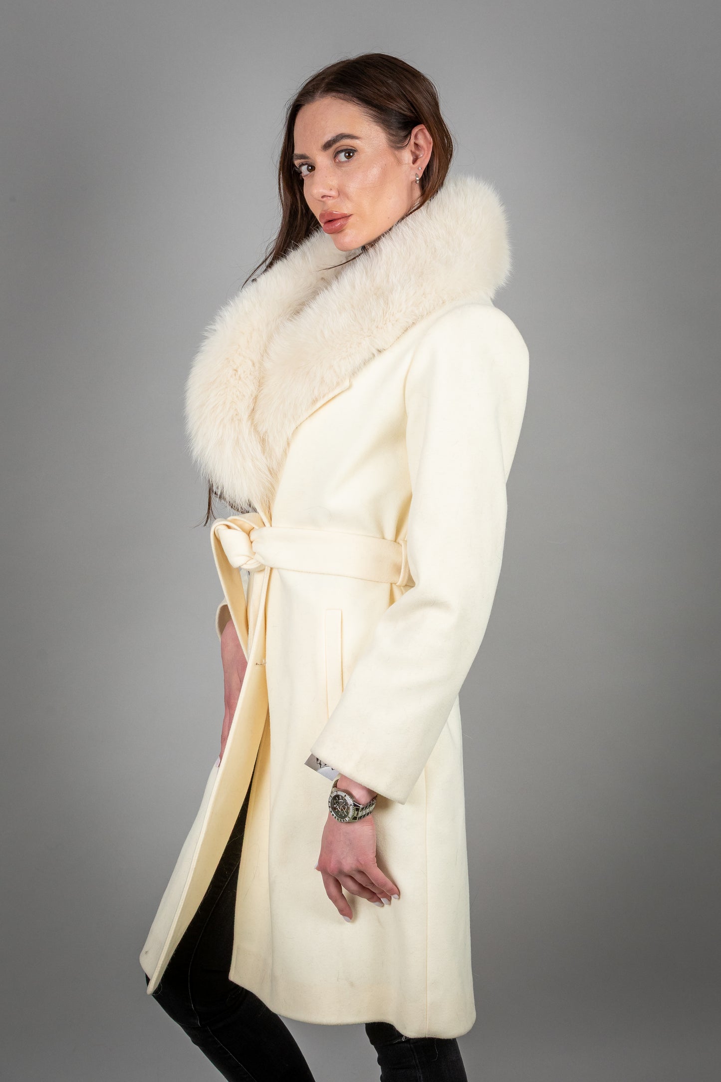 Cashmere Coat With Fox Fur